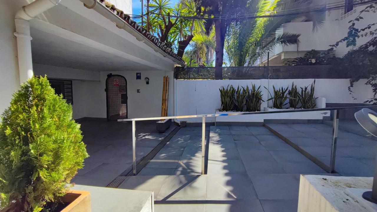 Oleholidays Fuentes Del Rodeo35 Junto Puerto Banus Marbella Exterior photo